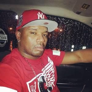 Meet your Posher, Troy